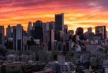 德州扑克提高人-德州扑克，提升个人决策与心理素质的智力游戏